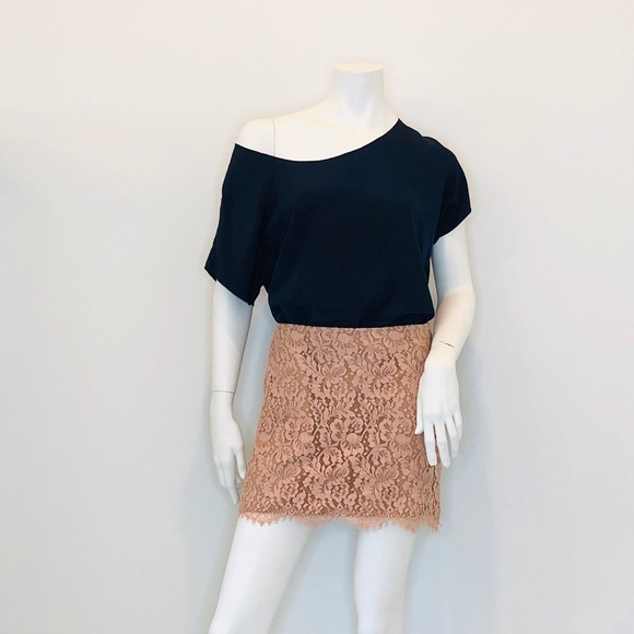 LNA | Silk High/Low Tee | XS - Picture 5 of 5